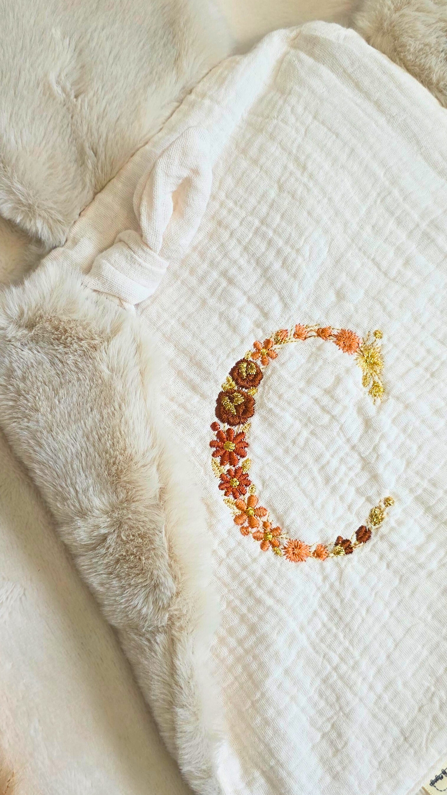 Doudou Alphabet - C